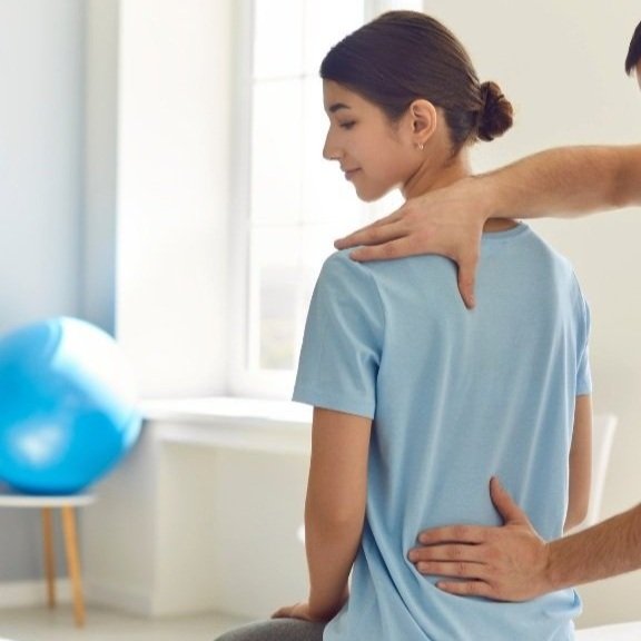 Back, neck and shoulder pain treatment in Cheshunt